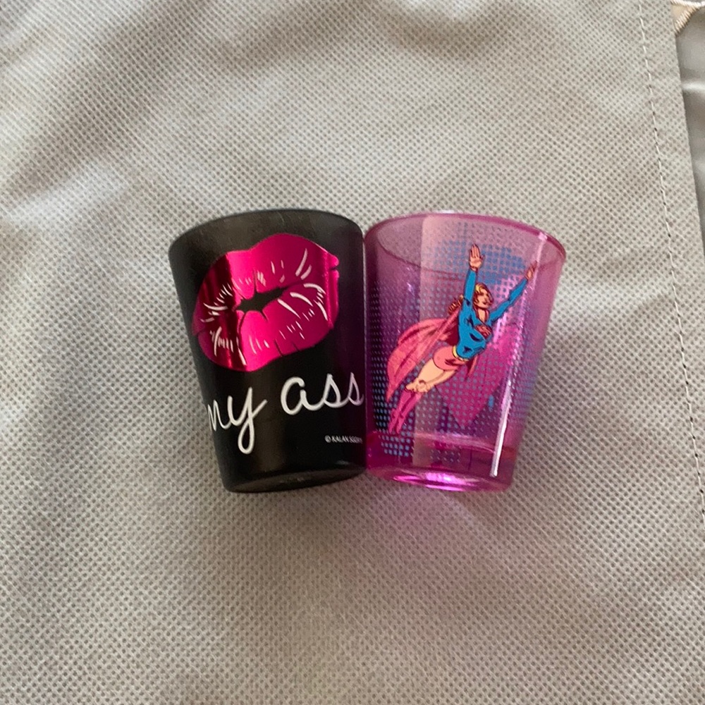 🥳FREE GIFT 🎁
⭐️W/$20 purchase